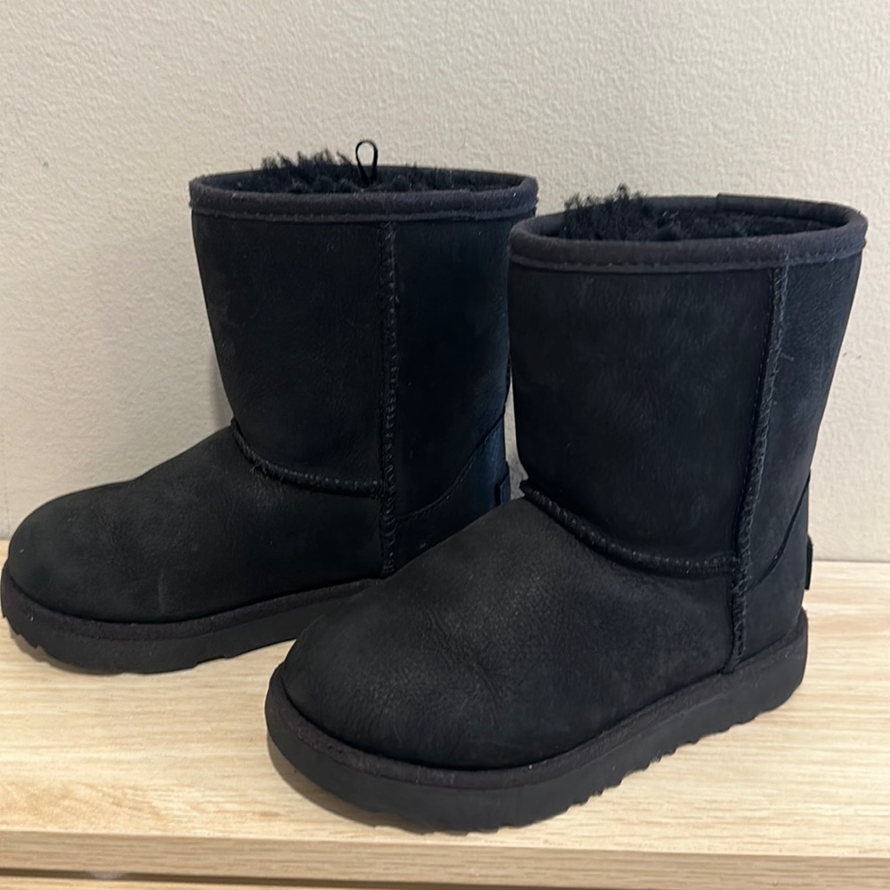 Black Ugg Boots